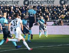 PG中国官网-包含尤文图斯客场完胜，积分追平榜首的词条