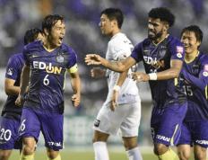 PG电子试玩官网-拼搏争夺：广岛三箭对山东鲁能斗志昂扬的简单介绍