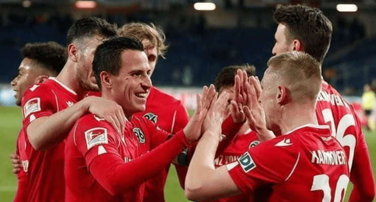 PG平台-汉诺威96客场险胜法兰克福，跃升前十的简单介绍