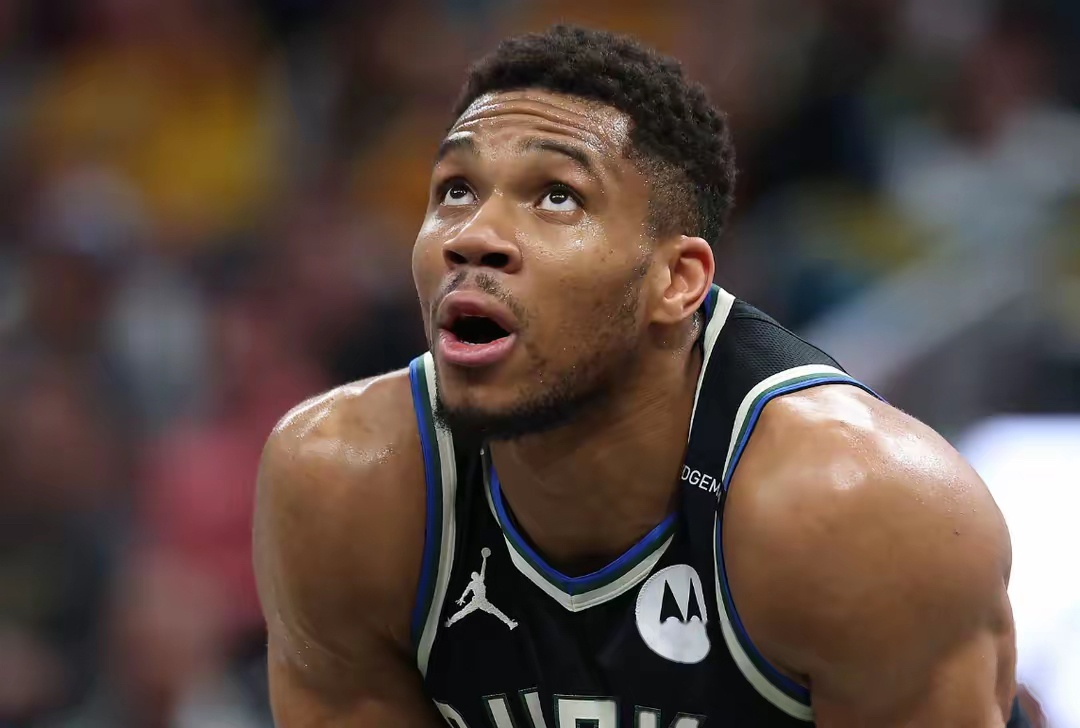 PG Soft Gaming-关于雄鹿客场告负爵士，艰难一战失去领先的信息